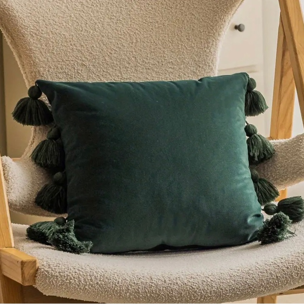 Anthropologie Velvet Throw Pillow Square 18in x 18in Hunter Emerald Green NEW